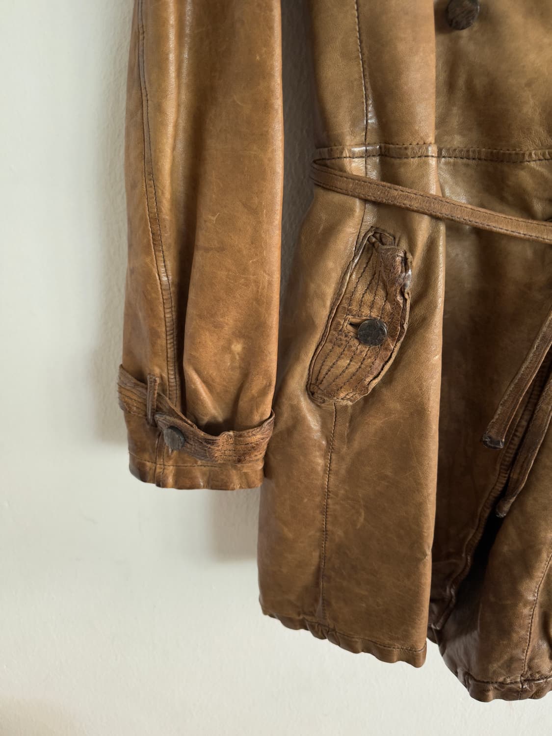 조르지오 브라토 슈링크레더 아티저널 레더 코트 상품이미지4