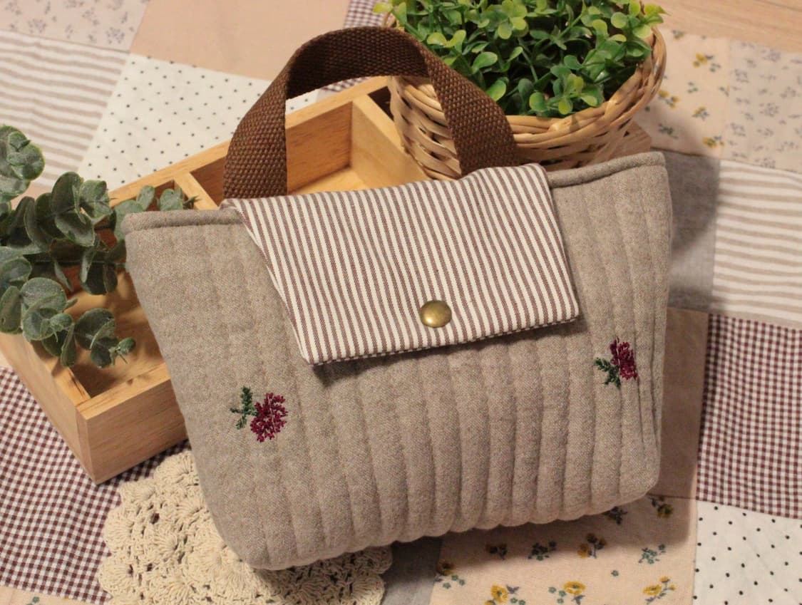 핸드메이드 누빔 손잡이 파우치 상품이미지8