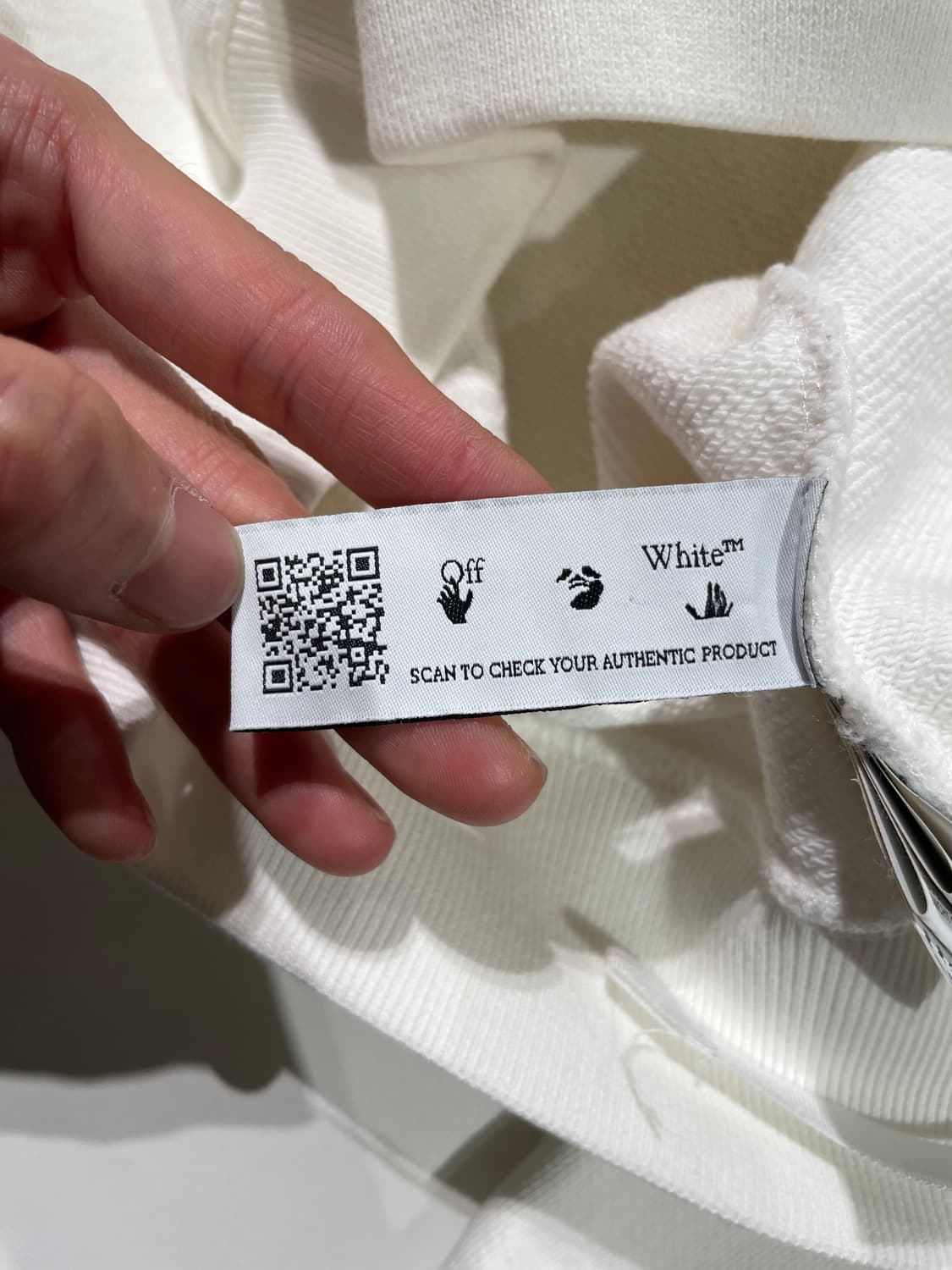 오프화이트 화이트 애로우 리퀴드 멜트 레그 스웻 셔츠 상품이미지7