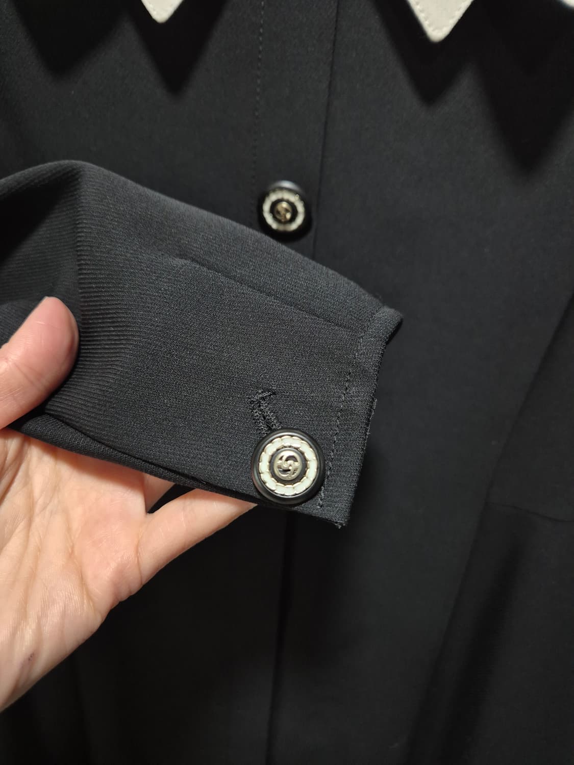 (세일)(새상품)온앤온 이중카라 블랙 원피스 상품이미지5