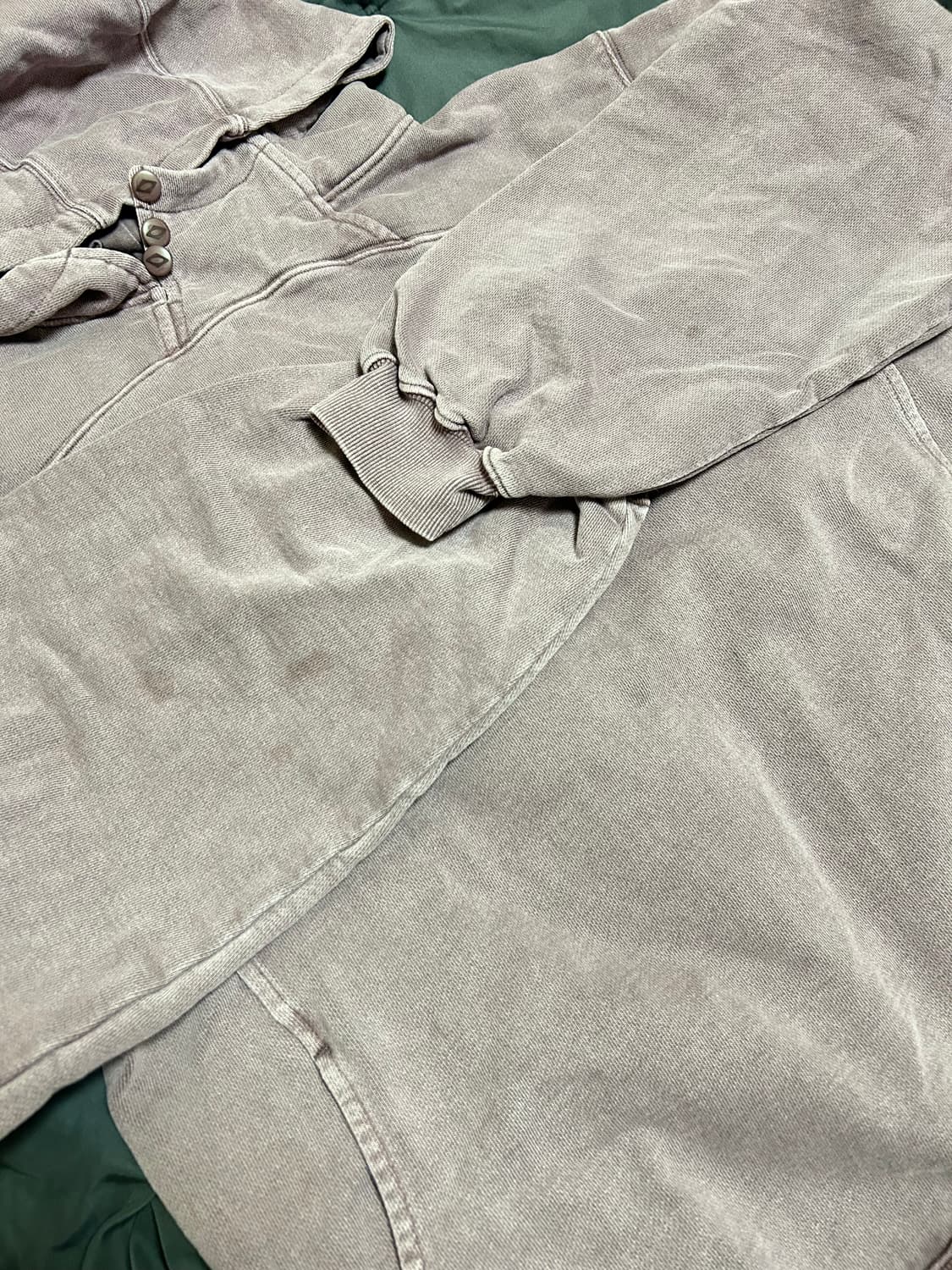 미스치프 롬버스 사이드 버튼 업 후드 워시드 레드 브라운 상품이미지5