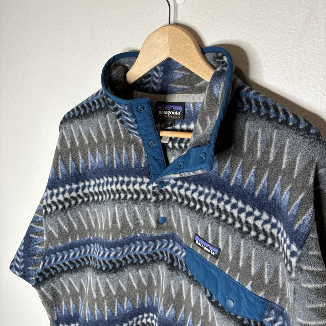 15FW 파타고니아 시청릴라 스냅-티 플리스 블루/그레이 애즈텍 패턴 상품이미지2