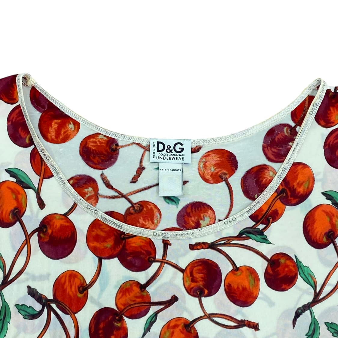 Dolce & Gabbana, Ivory Cherry Top  상품이미지6