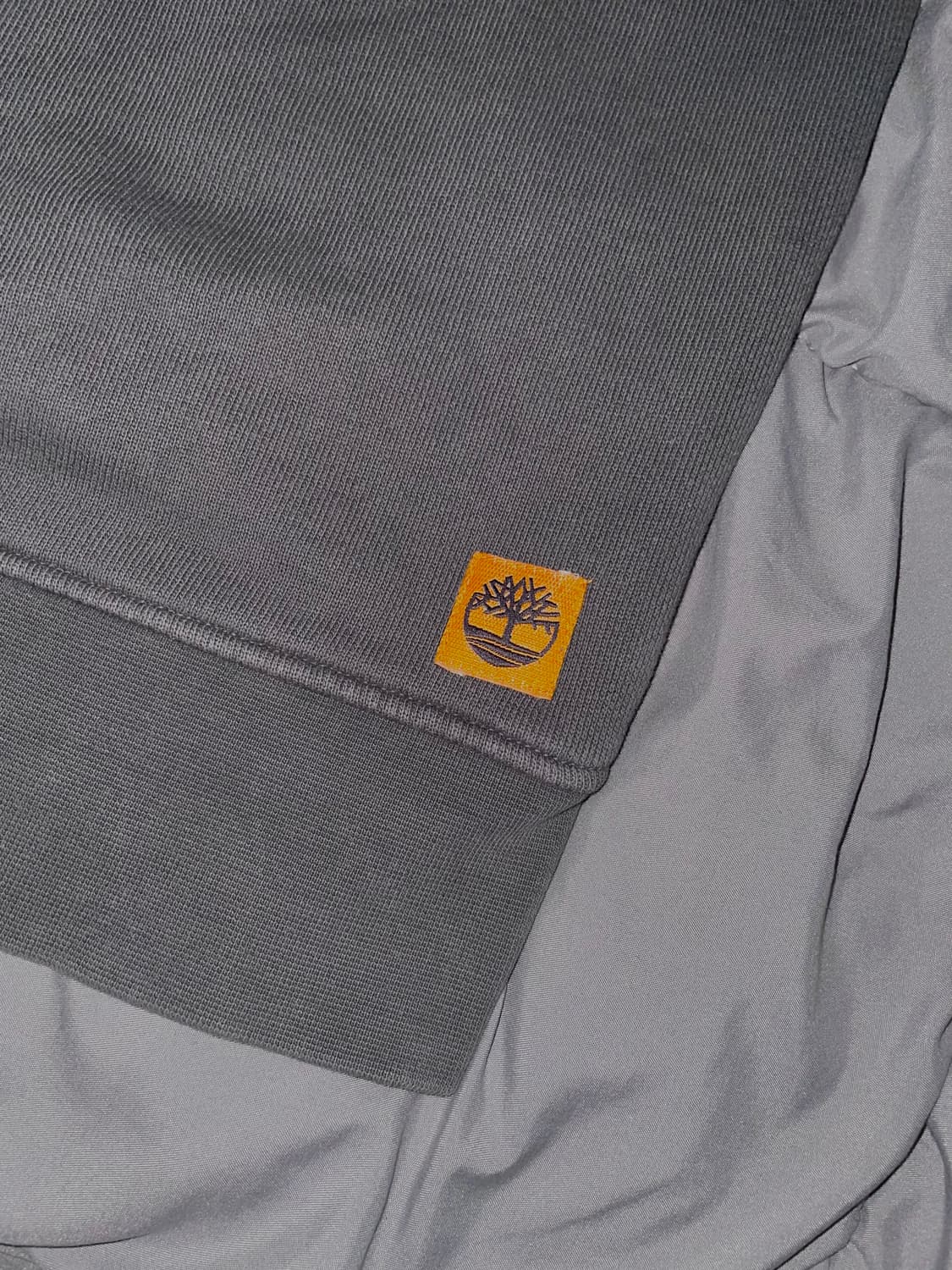 팀버랜드 워싱 피그먼트 후드티 상품이미지9