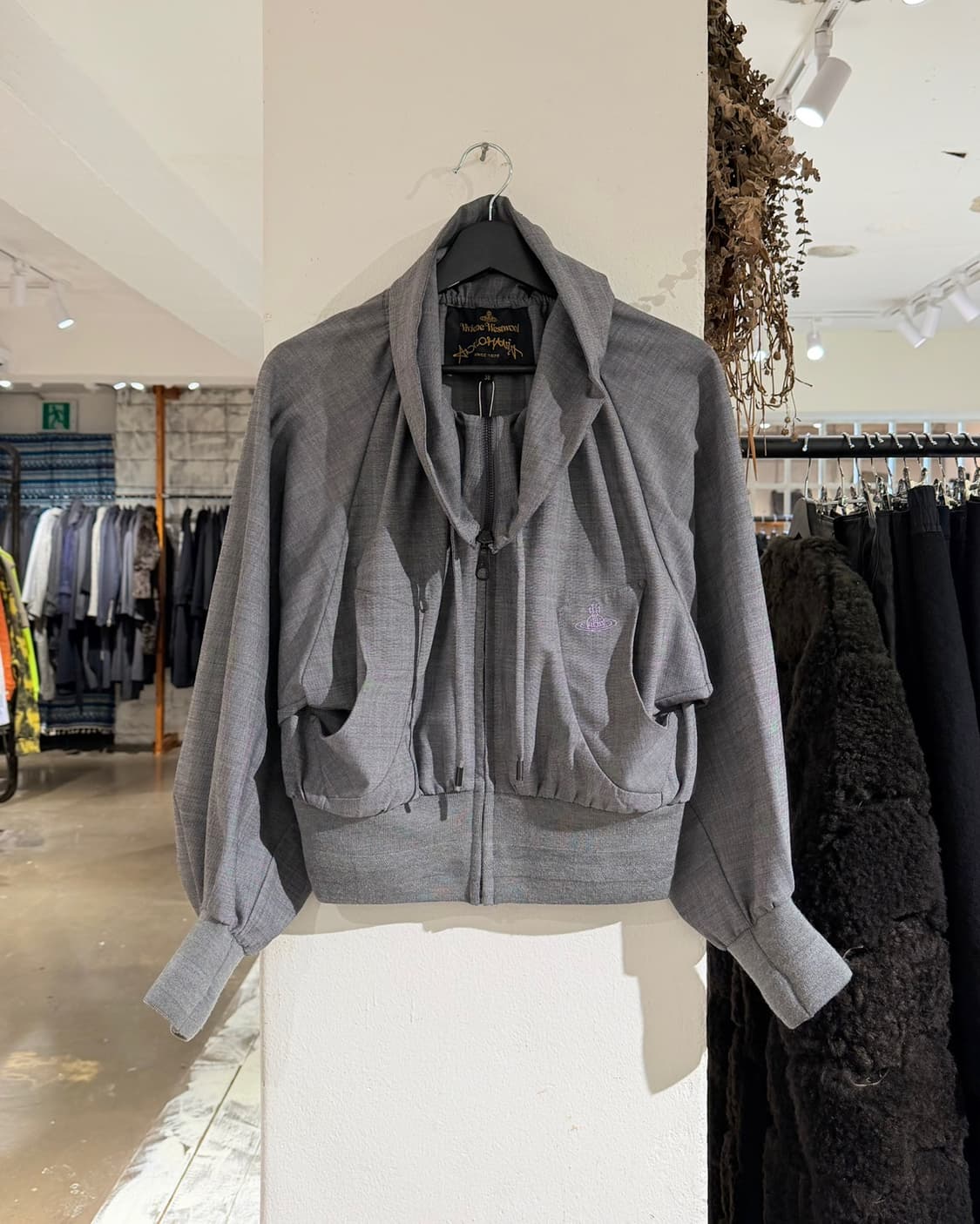 비비안웨스트우드 그레이 드레이프 집업 자켓 상품이미지1