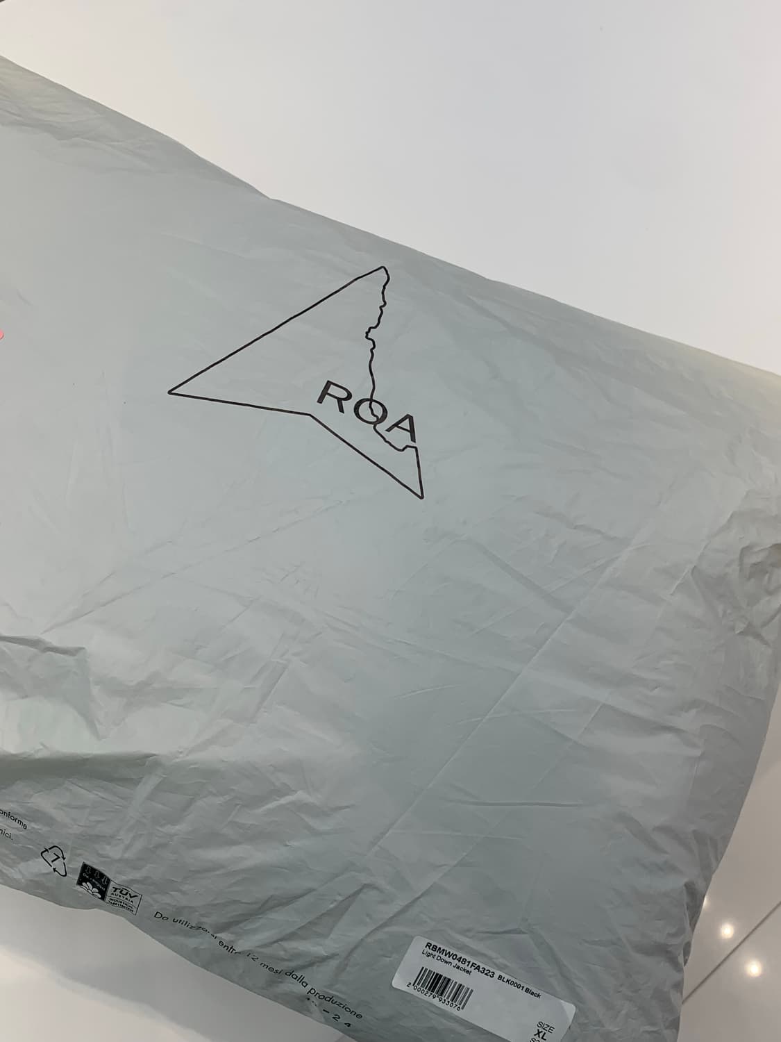 로아 라이트 다운 자켓 상품이미지3