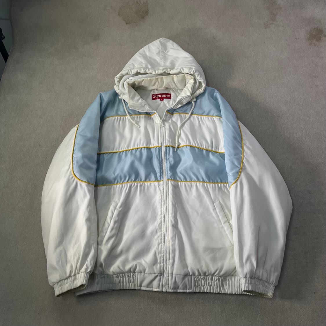 105 슈프림 19FW 스포츠 파이핑 푸퍼 자켓 상품이미지2