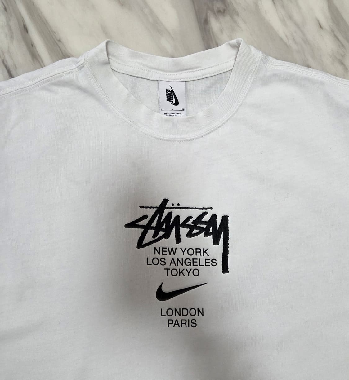 나이키 X 스투시 월드투어 반팔 티셔츠  상품이미지3