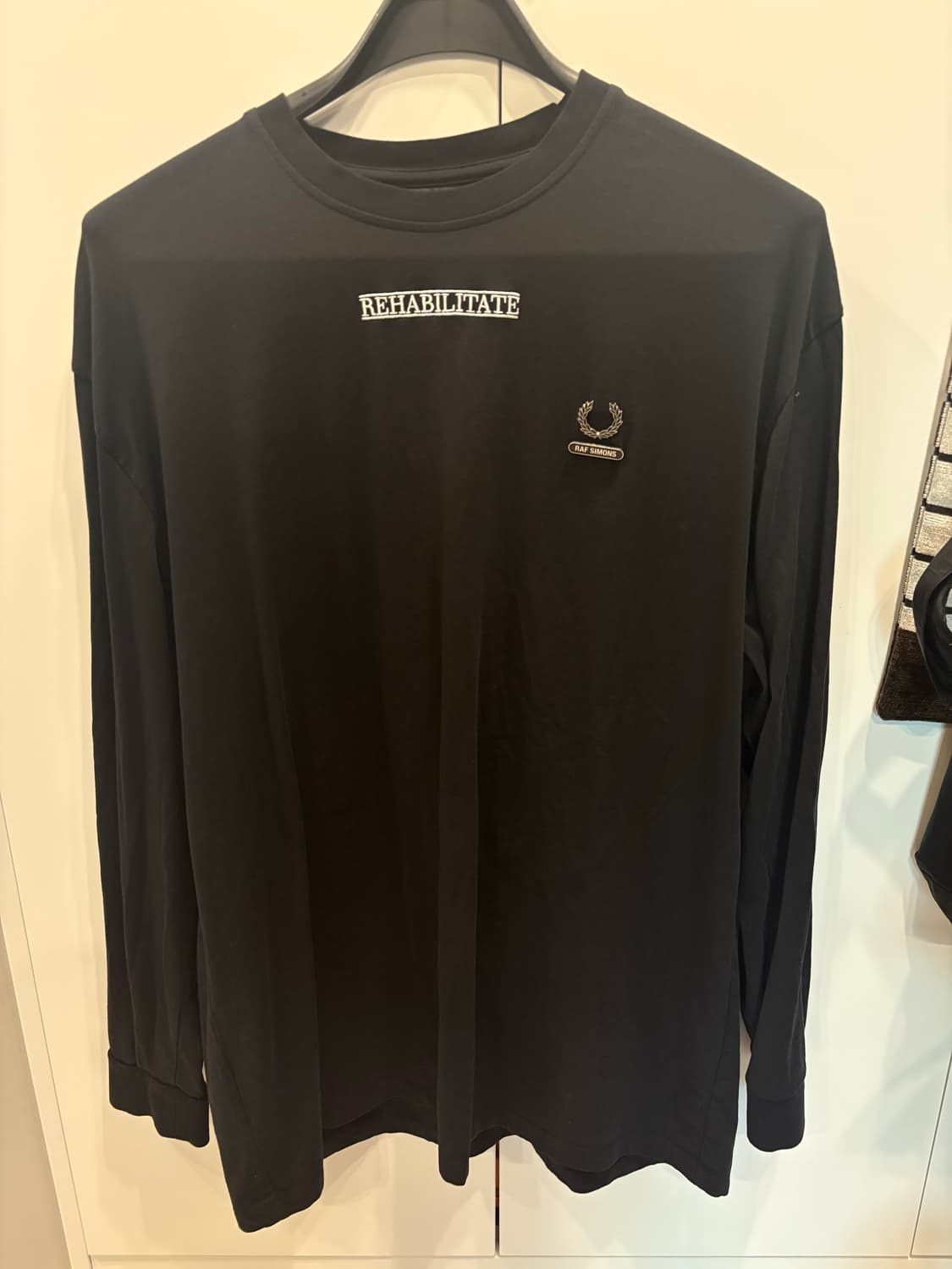 라프시몬스/프레드페리 블랙 상의 M 상품이미지1