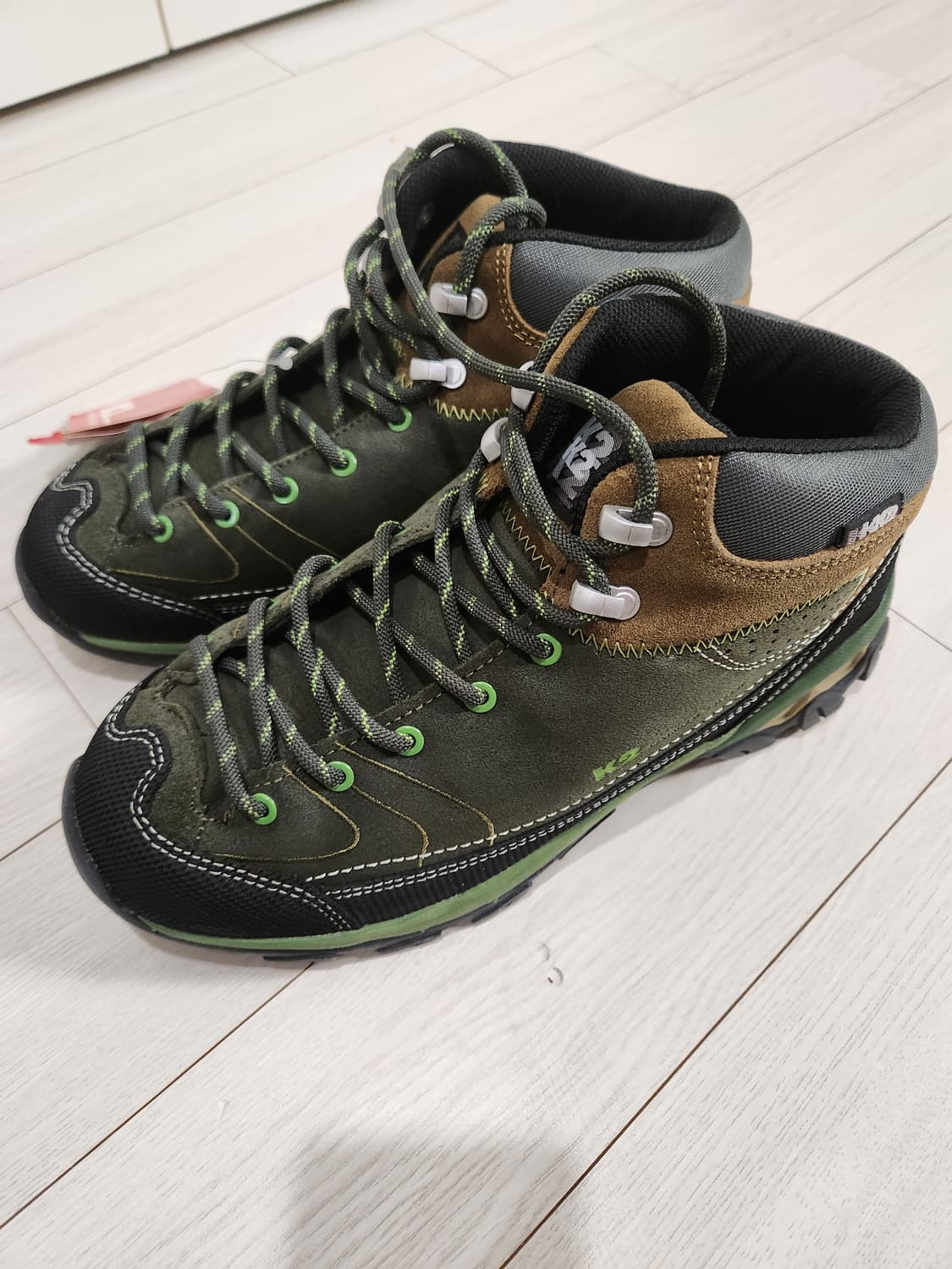 택 새상품)K2 카이엔 작업화 트레킹화 등산화 사이즈265

아웃도어 다 상품이미지2