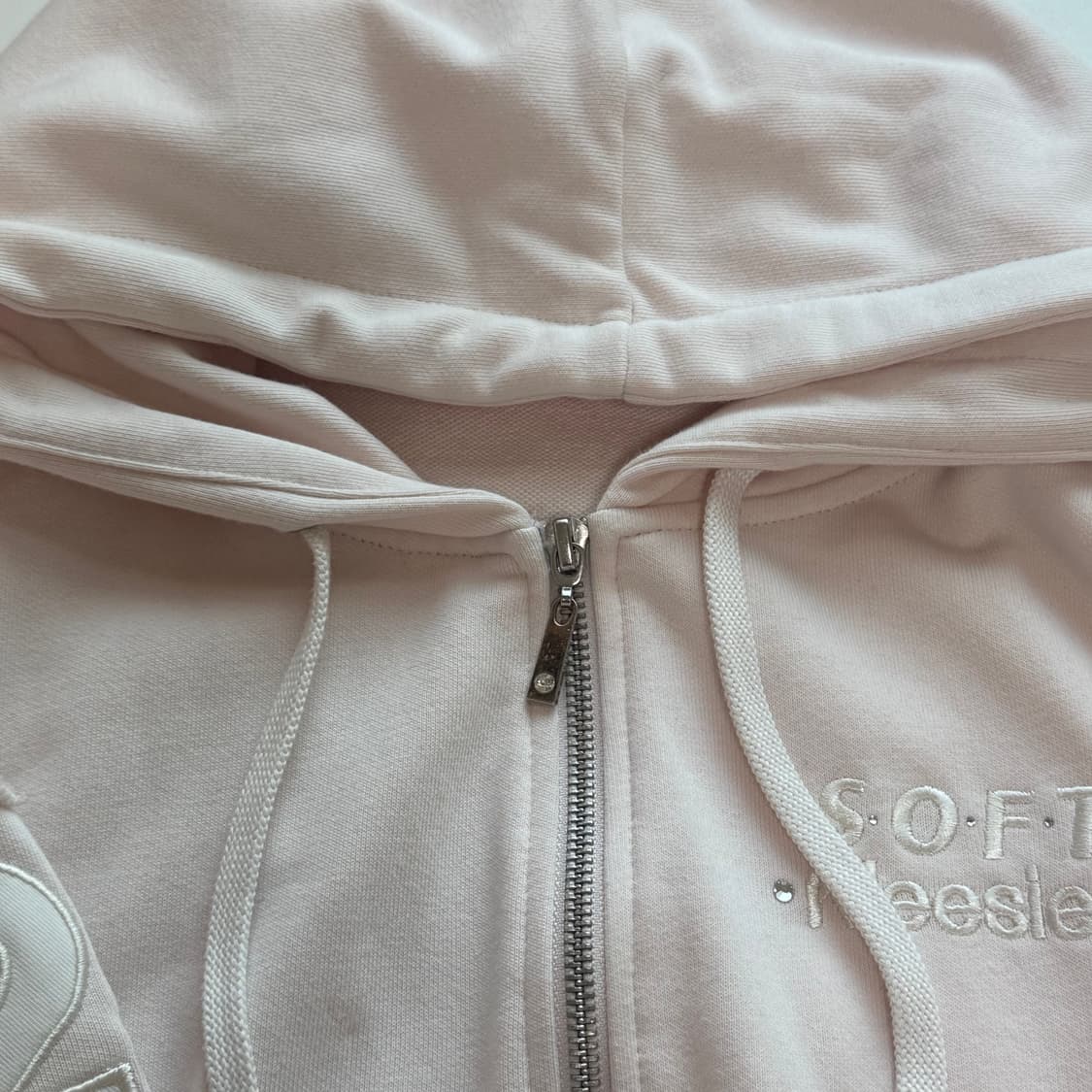 클리시어 25 소프트 핑크 후드집업 상품이미지5