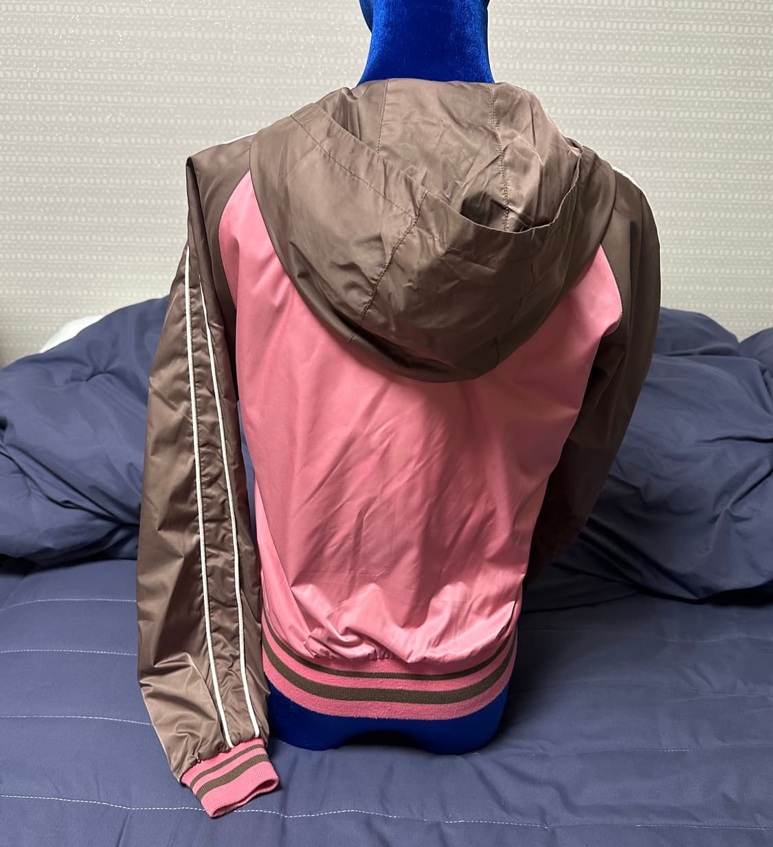 빈티지 딸기초코 바람막이 상품이미지2