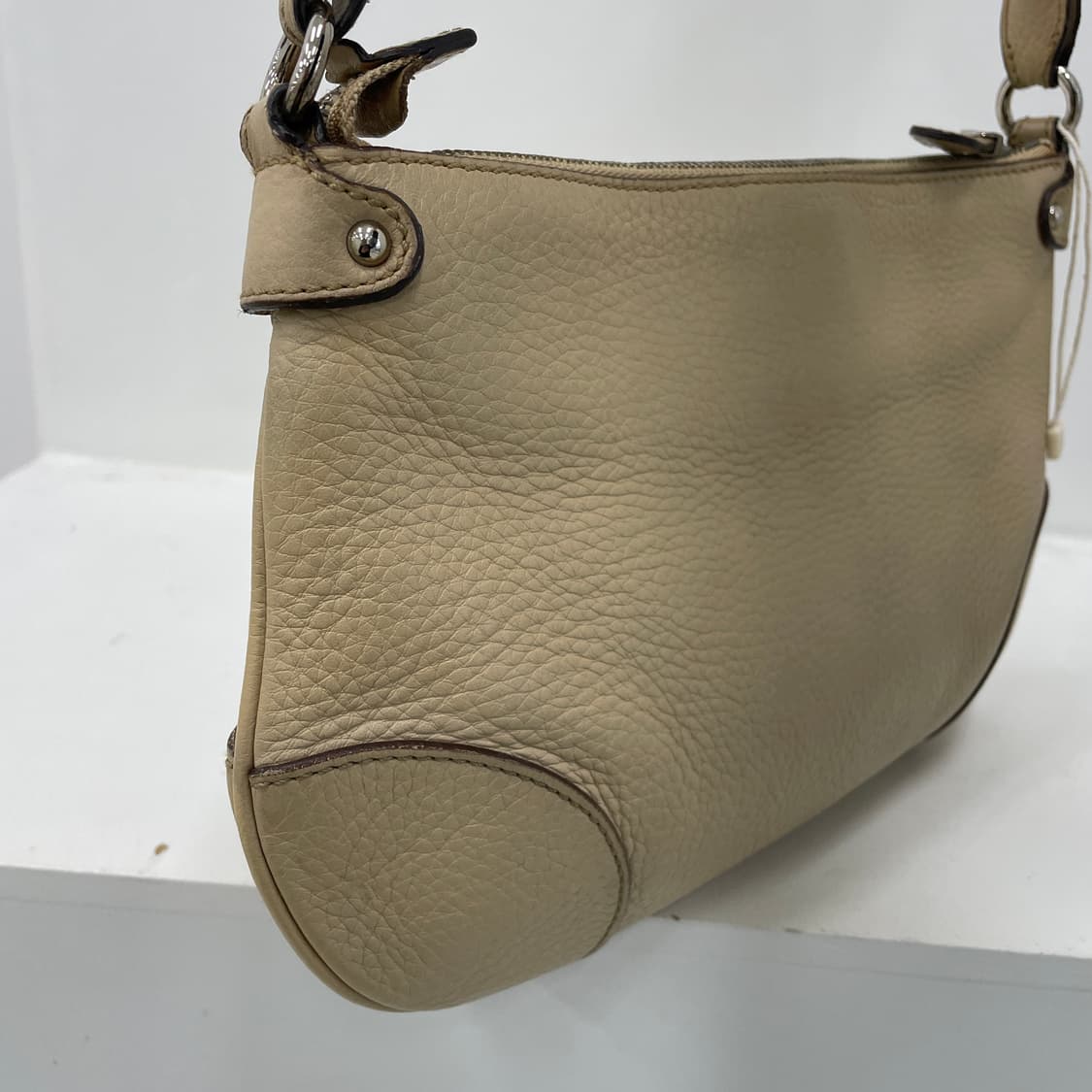 페라가모 미니 실버 간치니 베이지 숄더백 가방 상품이미지7