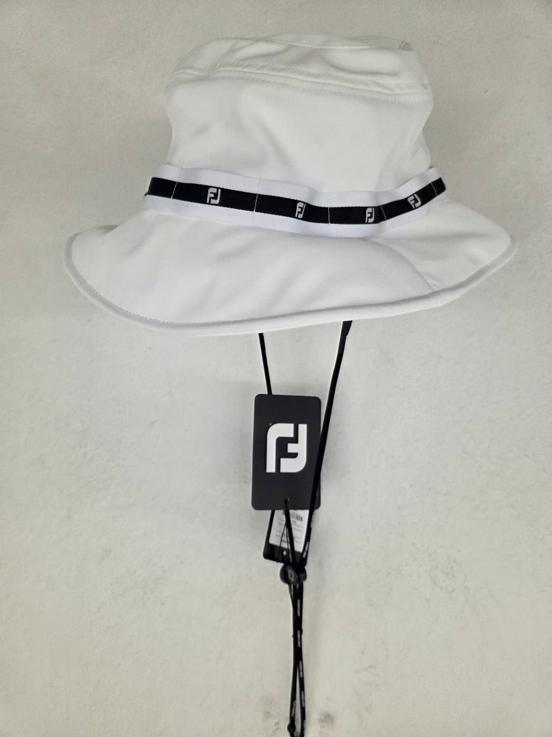 풋조이 로고 테이프 버킷햇 화이트 상품이미지1