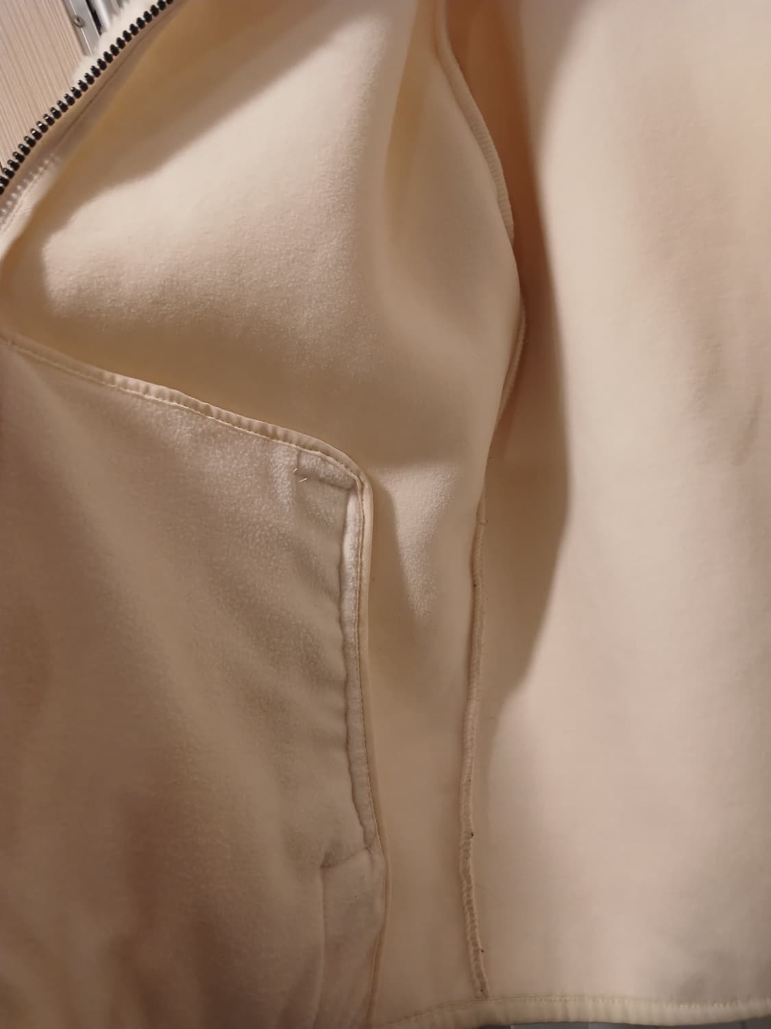 디스커버리 정품 여성 후드뽀글이 95 ~ 100 사이즈 상품이미지3