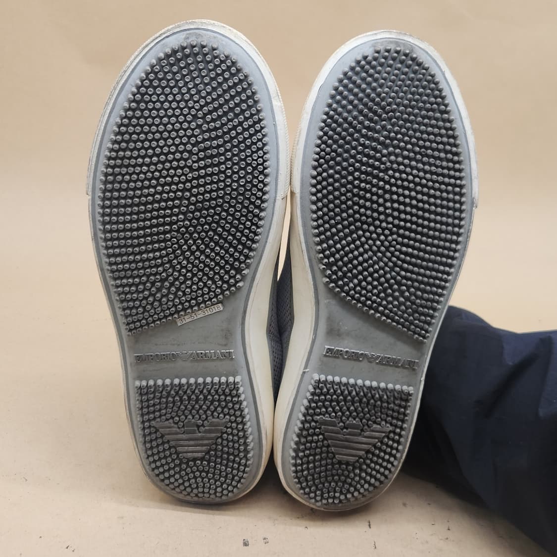 엠포리오아르마니 남성스니커즈41 260 상품이미지3