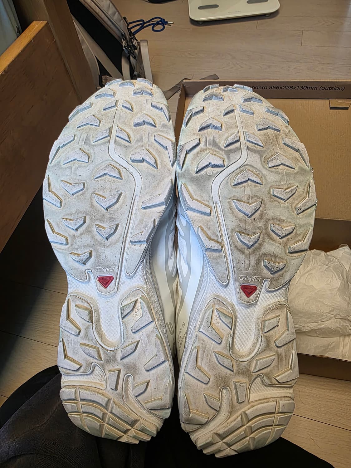 살로몬 XT6  화이트 295 상품이미지2