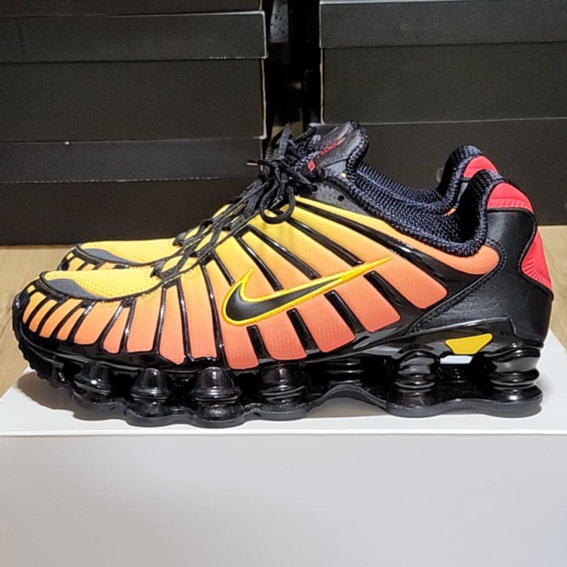 나이키 290 샥스TL 선라이즈 상품이미지1