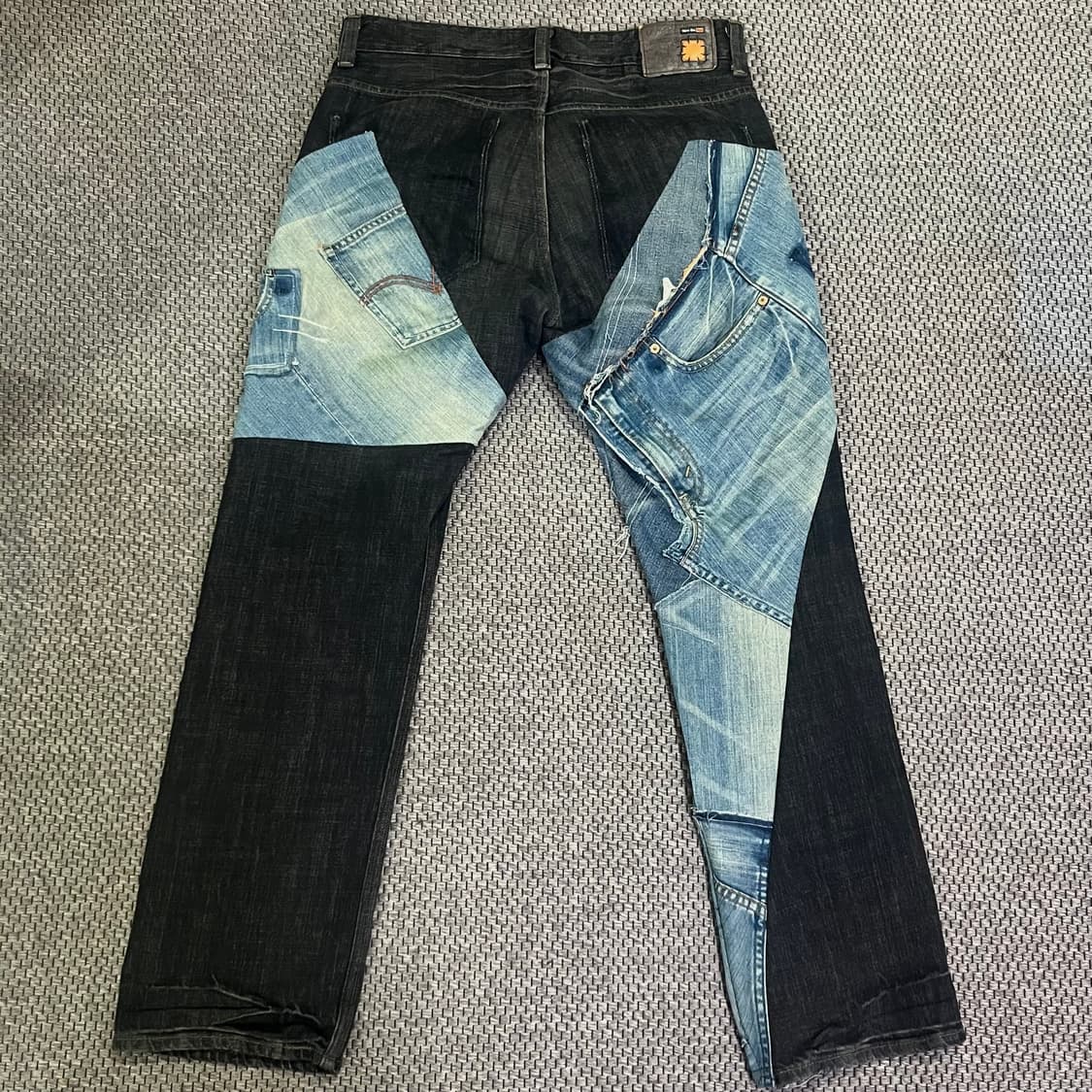 Levi's 업사이클링 믹스 텍스처 스트레이트 데님 상품이미지3