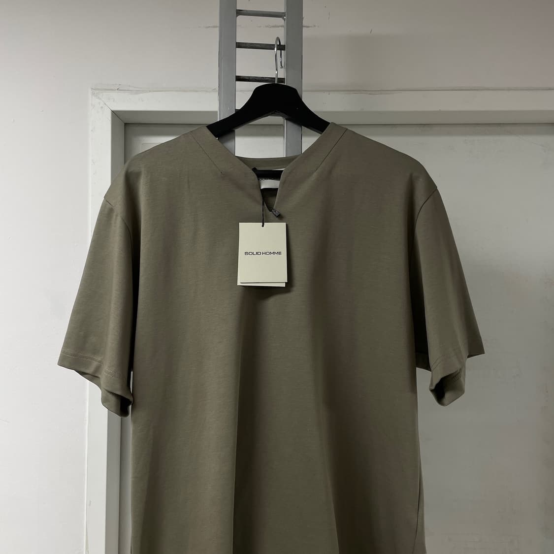 솔리드옴므 카키 반팔 티셔츠 새상품 105 상품이미지2