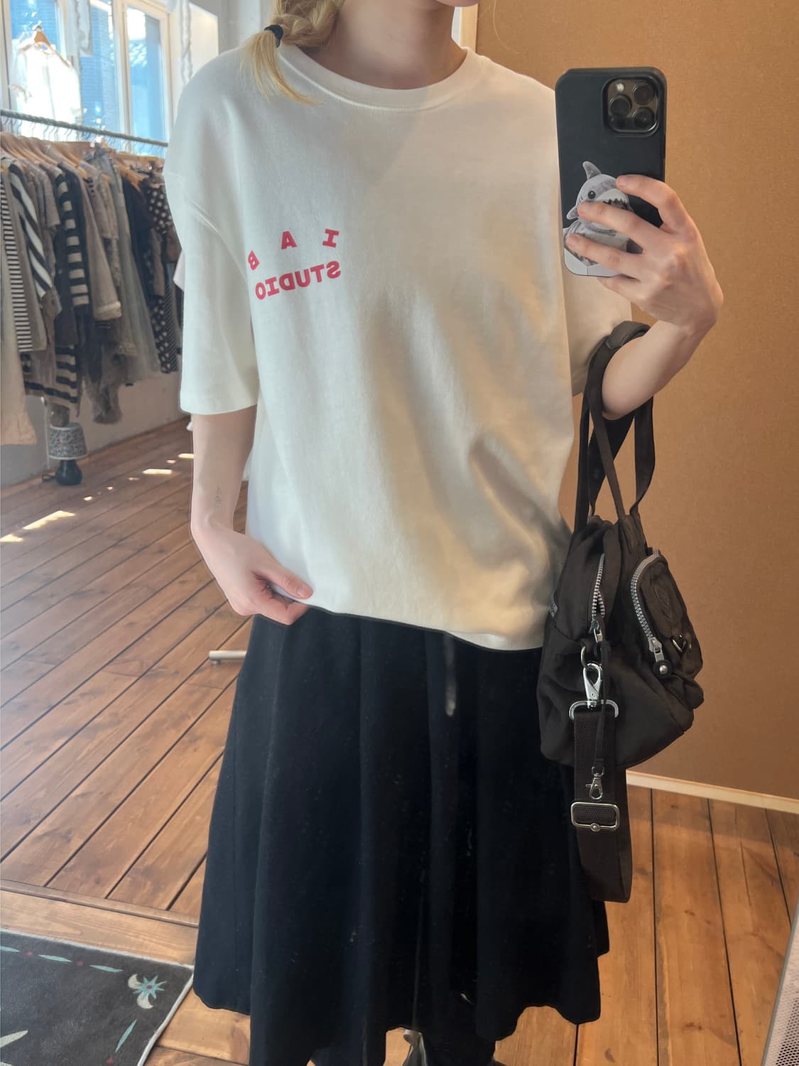 IAB 스튜디오 베이직 화이트 반팔 상품이미지5