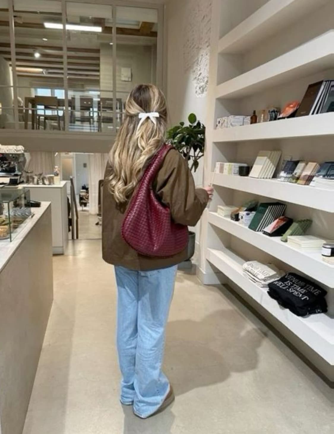 [A 정품] 보테가베네타 호보백 미디움 버건디 상품이미지10