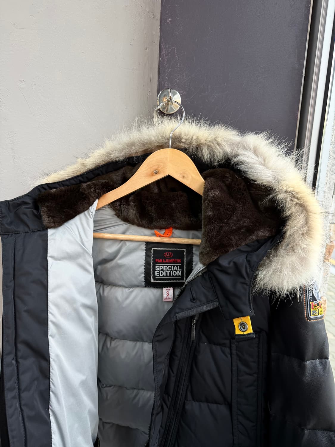 S/ 파라점퍼스 스페셜에디션 고트레더 리얼퍼 패딩점퍼 상품이미지6