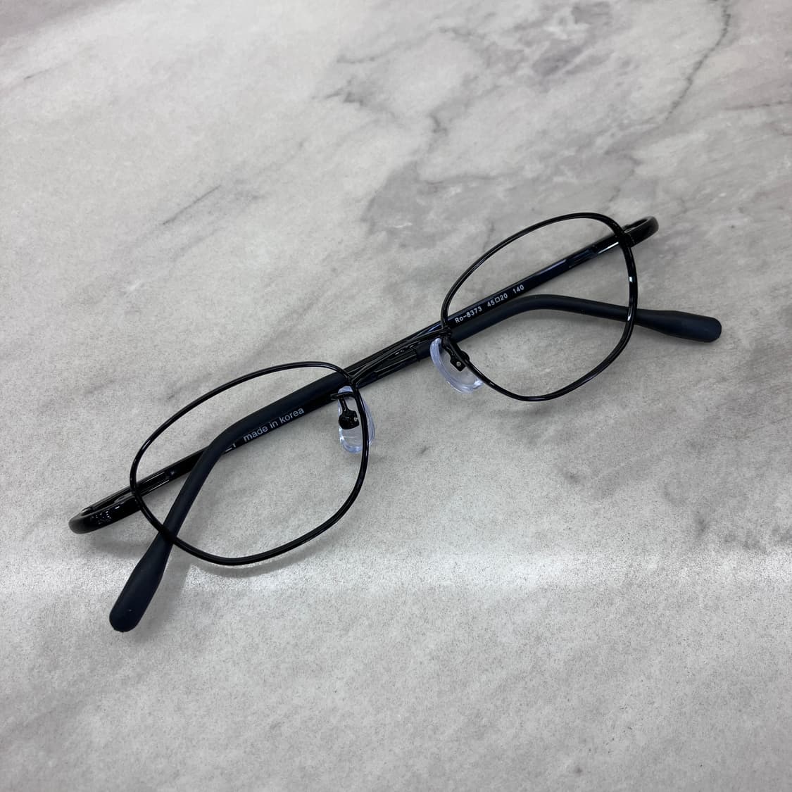 C60 RT 블랙 어글리 라운드 메탈테 안경 상품이미지1