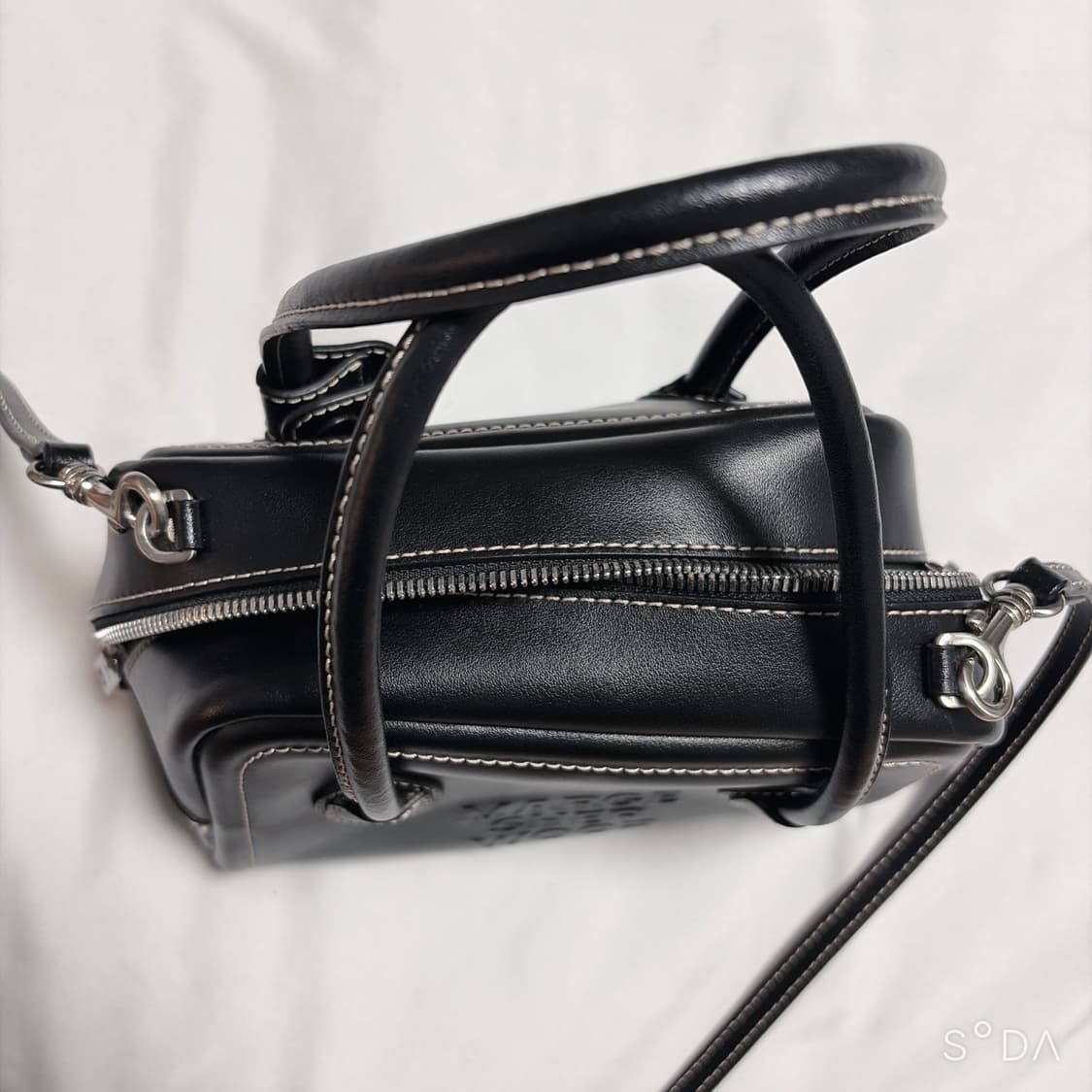 MARGE SHERWOOD 마지셔우드 소프트 미니 토트백 블랙 상품이미지6