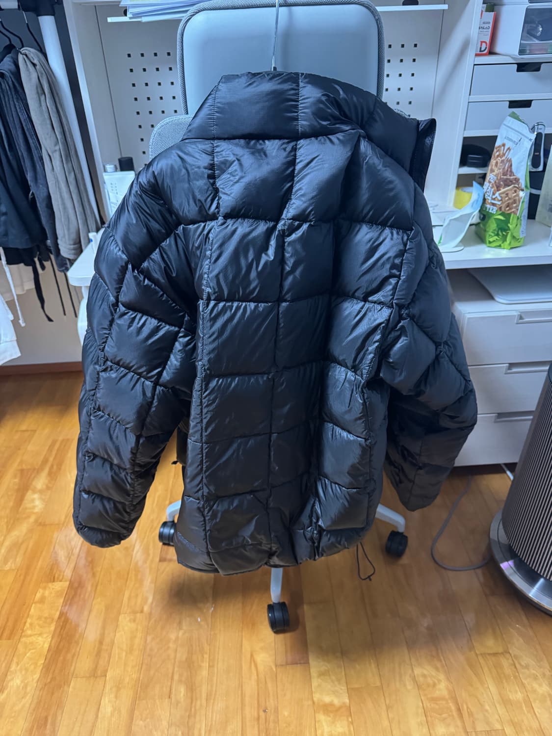 스투시 미드웨이트 퍼퍼 블랙 패딩 L 무광 상품이미지3