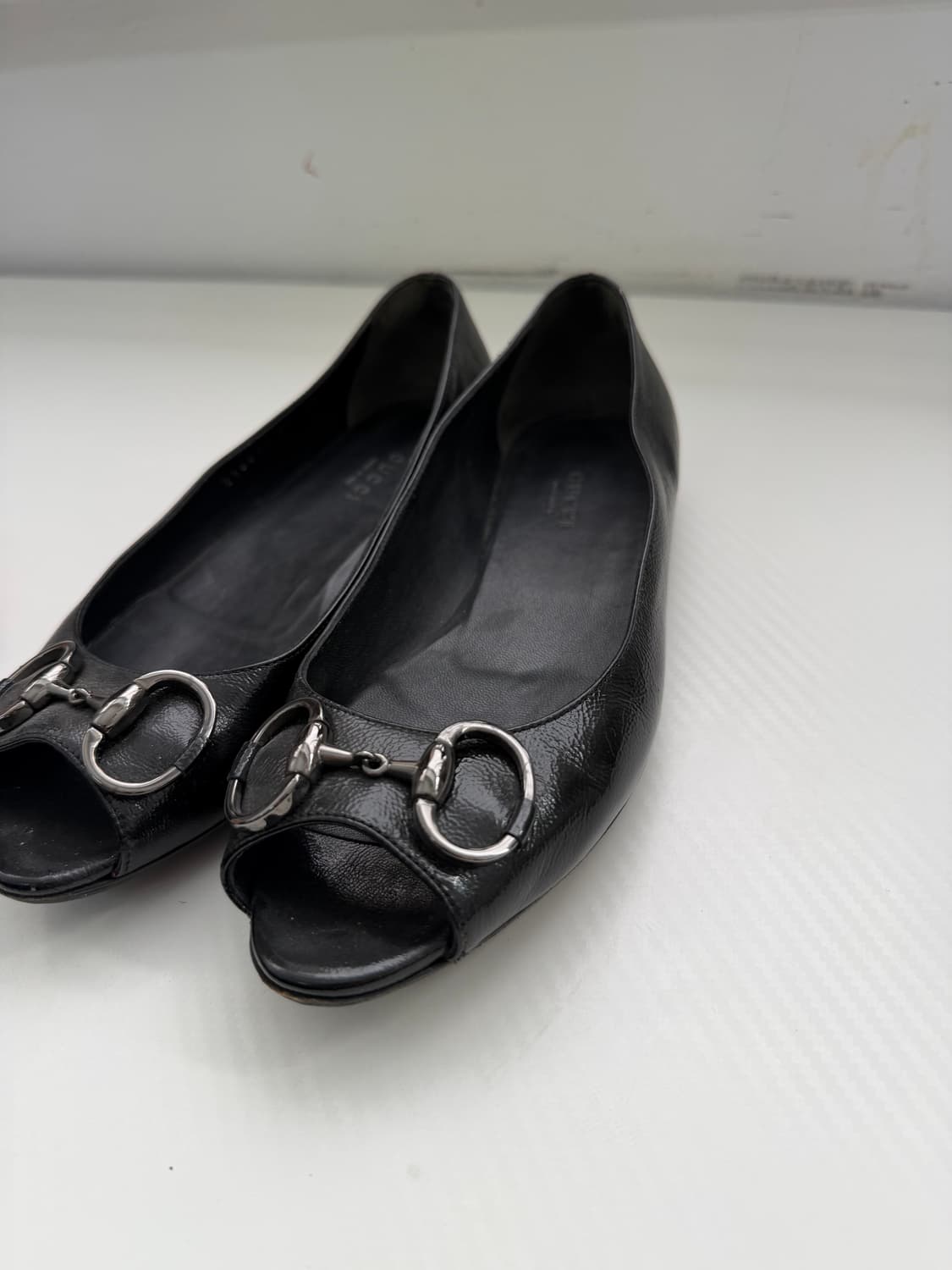 정품) 구찌 홀스빗 블랙 여성 플랫슈즈 36 상품이미지2