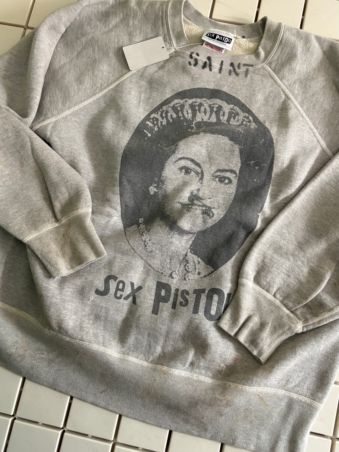 세인트 Mxxx x 섹x피스톨즈 넥 스웻셔츠 상품이미지9