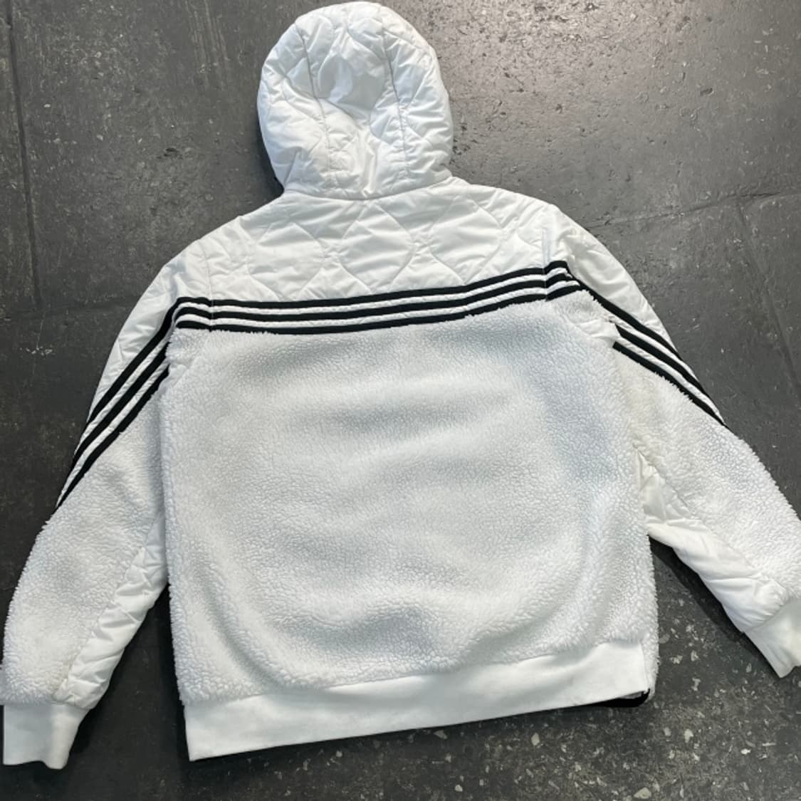 105 아디다스 하이브리드 쉐르파 자켓 상품이미지5