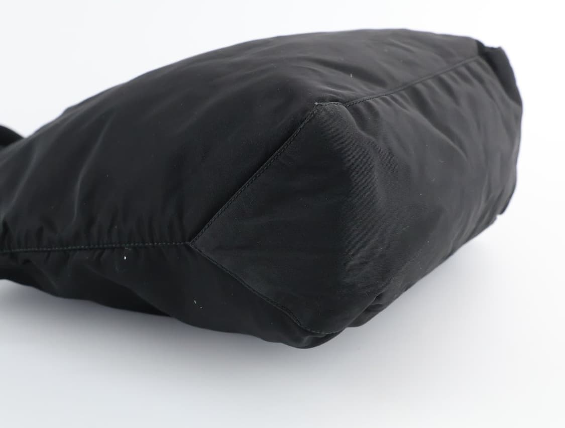 프라다 삼각로고 빅 숄더백 쇼퍼백 나일론 토트백 블랙 상품이미지5