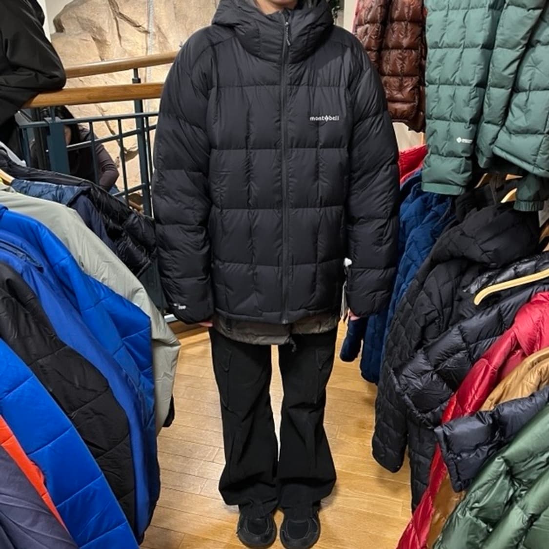 몽벨 800 재팬 네이지 경량 패딩 M 상품이미지1