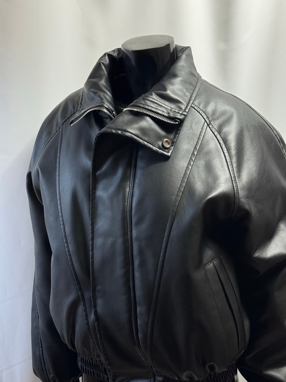 하이넥 푸퍼 비건레더 패딩 상품이미지2