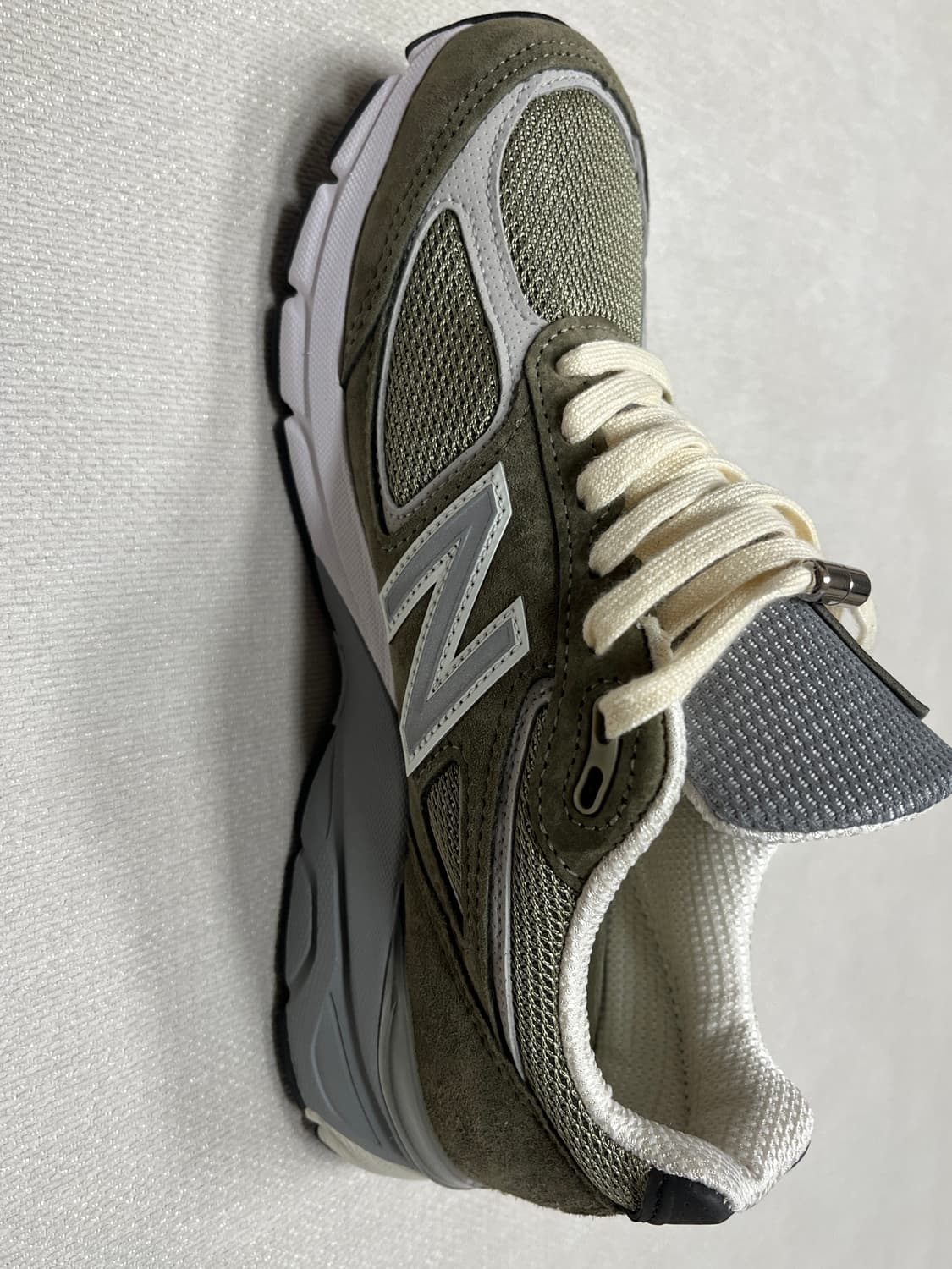 뉴발란스 x 에임레온도르 990v4 상품이미지4