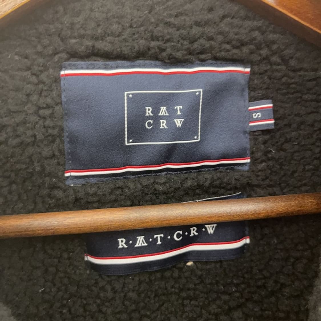 로맨틱크라운 유니크 배색 크롭 양털 무스탕 S C06708 상품이미지5