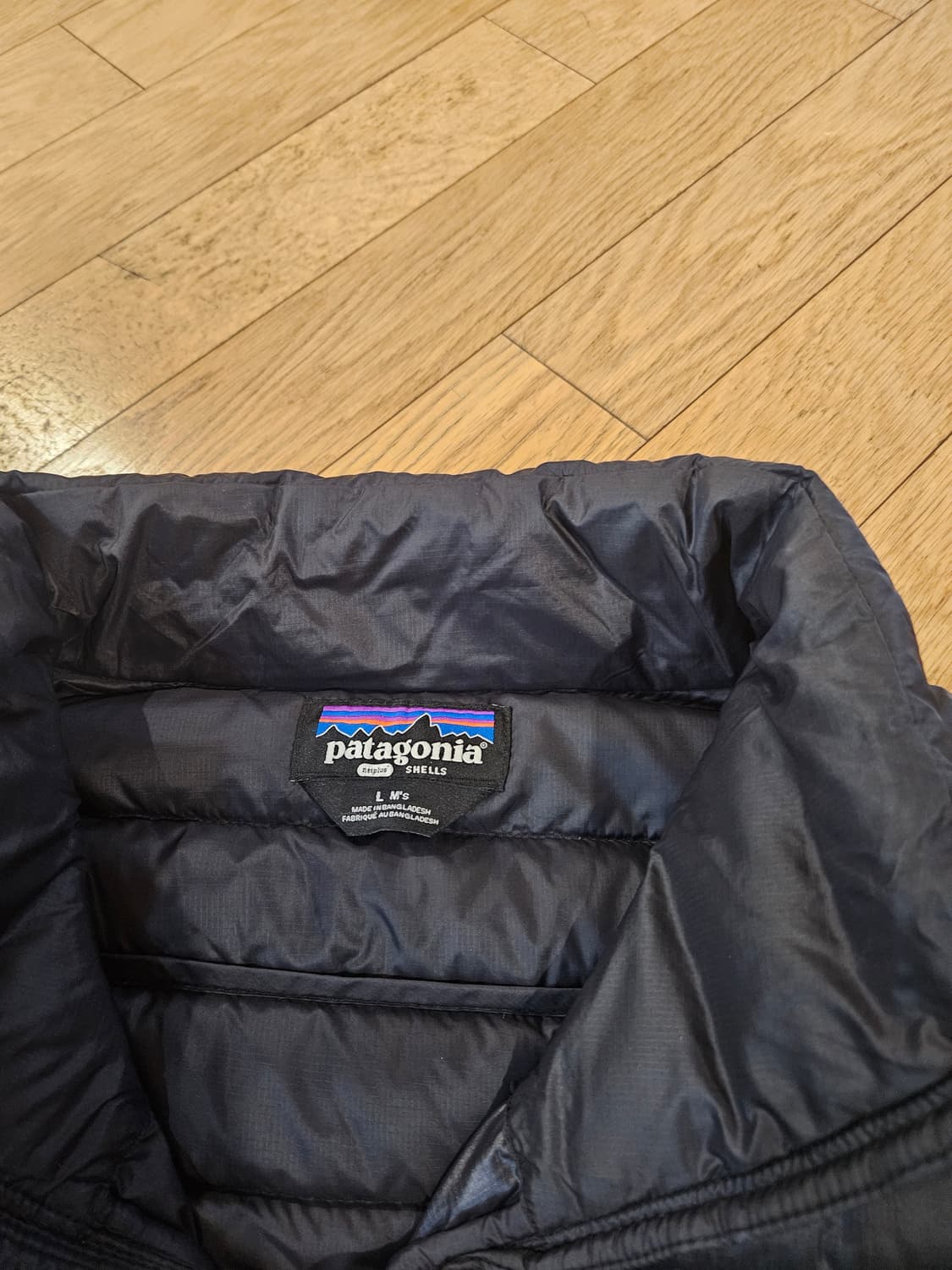 파타고니아 다운 스웨터 맨 L 1회착 판매 경량 패딩 등산 클라이밍 상품이미지7