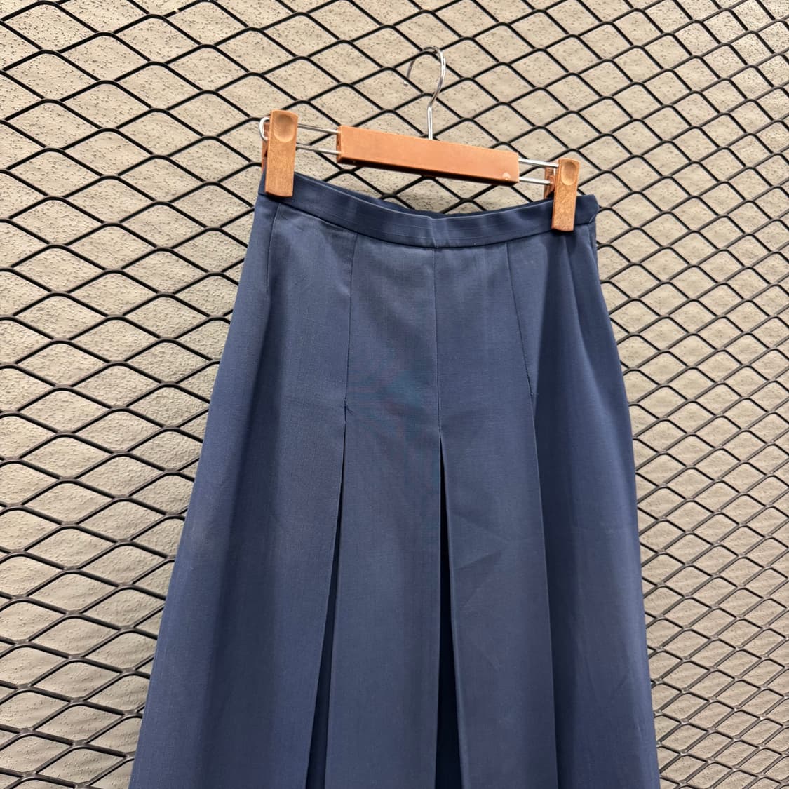 JPN VINTAGE 롱 스커트 플리츠 디테일 하이웨스트 네이비 상품이미지4