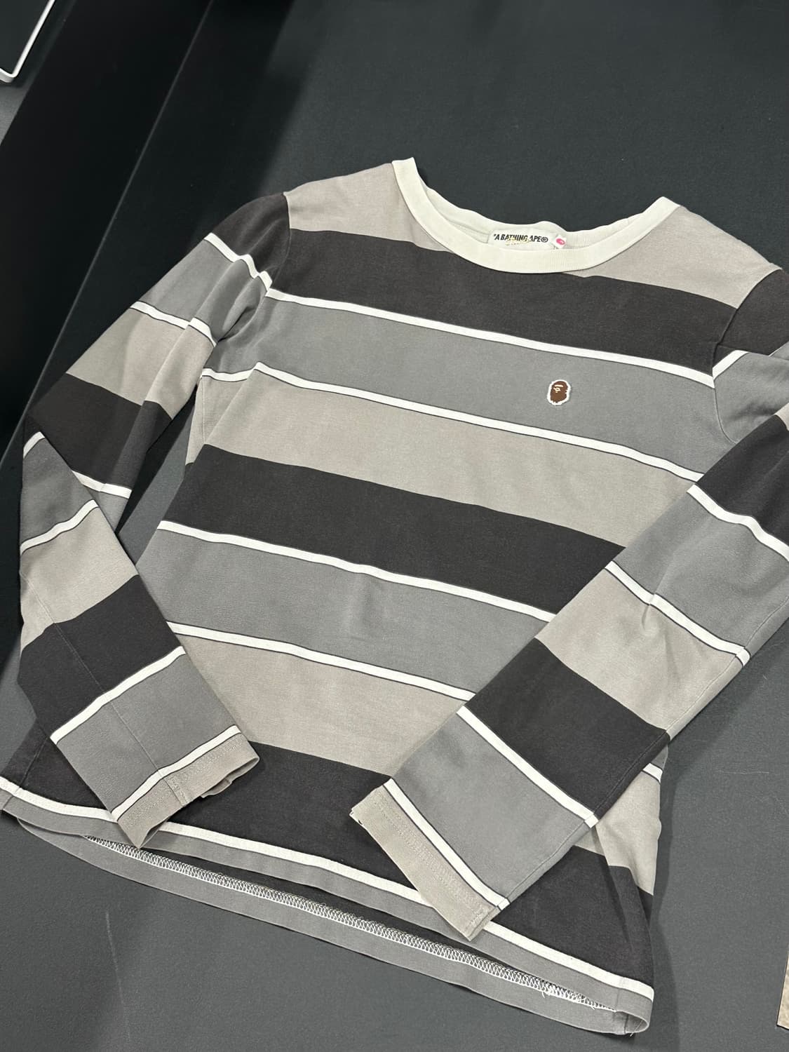 베이프 에이프 헤드 원 포인트 스트라이프 롱슬리브 티셔츠 상품이미지3