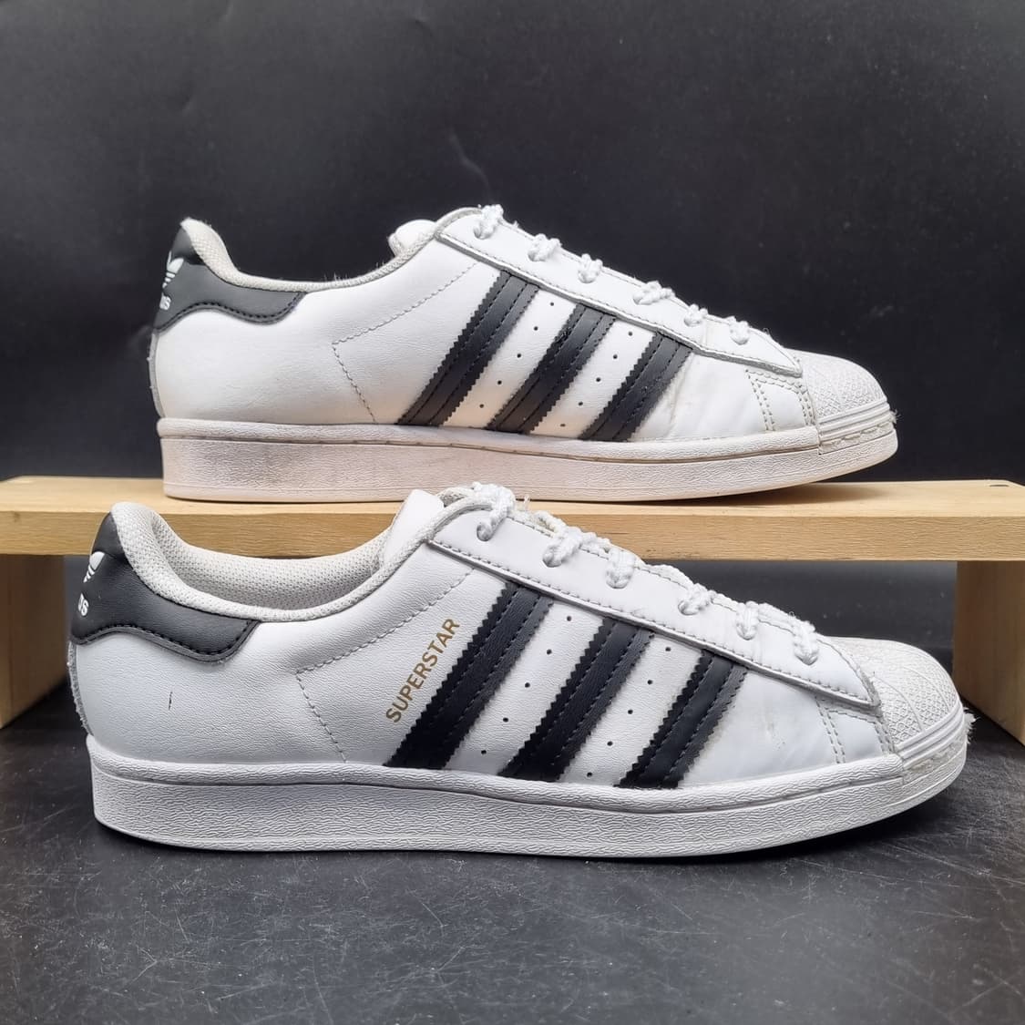 아디다스 슈퍼스타 흰검 스니커즈245 상품이미지1