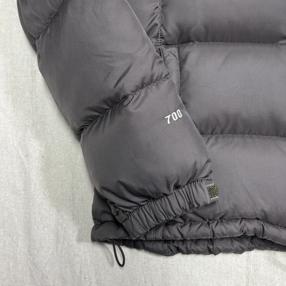  노스페이스 해외판 우먼 브라운 700 눕시 패딩 L 상품이미지3