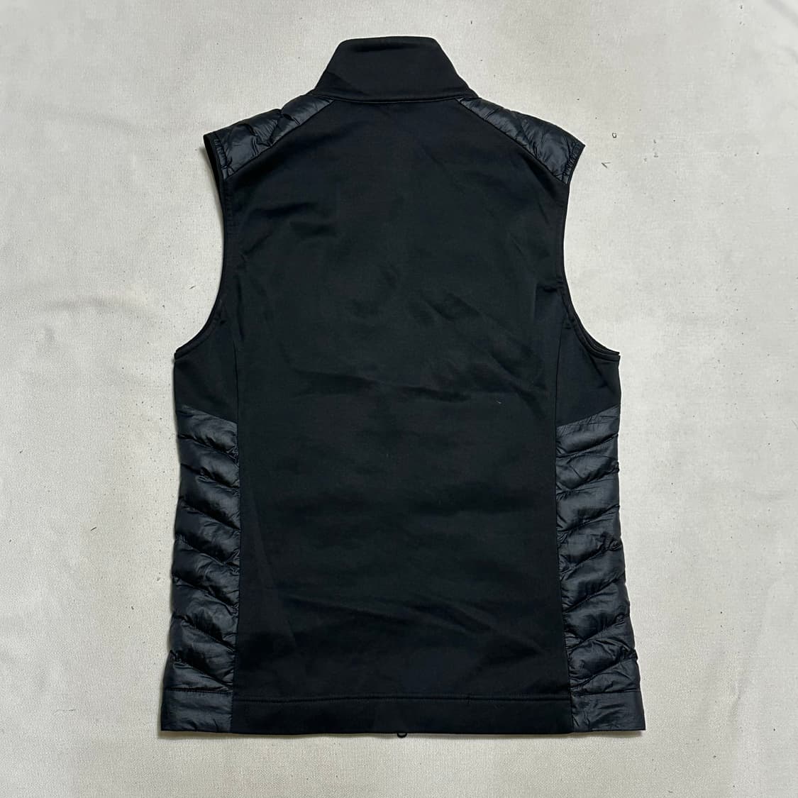 S 나이키 써마 핏 에어로프트 블랙 러닝 베스트  상품이미지3