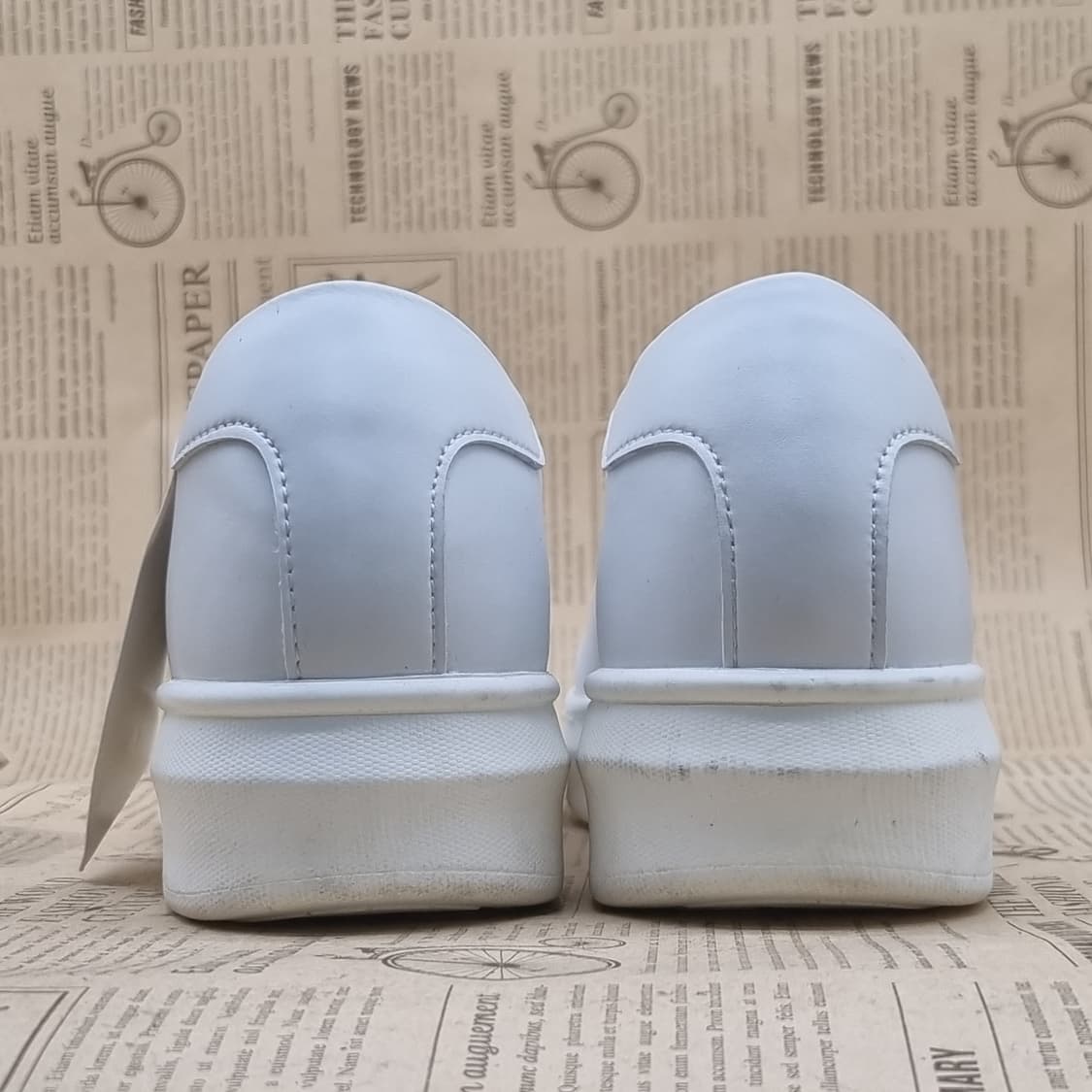 새상품 페닐롭 스니커즈250 굽4 상품이미지4