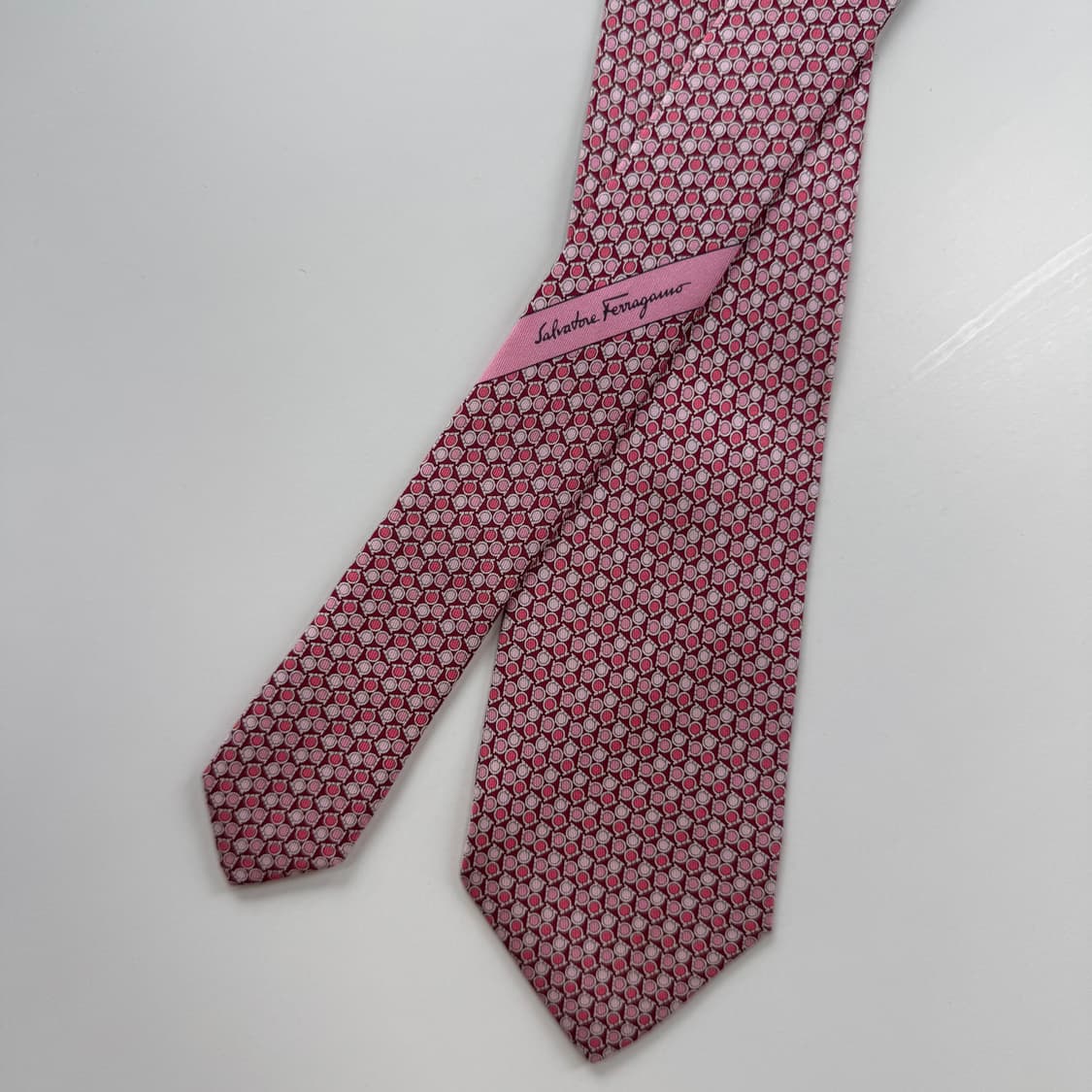 신형 페레가모(Ferragamo) 명품 정품 모노그램 넥타이 8.1cm 상품이미지3