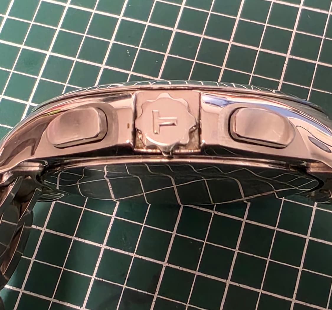 티쏘 (TISSOT) 검판 꾸뜨리에 크로노그래프 메탈시계 상품이미지2