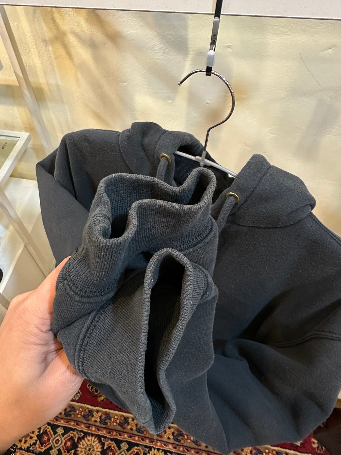 칼하트 레인디펜더 써멀 방수 후드집업 다크 그레이 S 상품이미지6