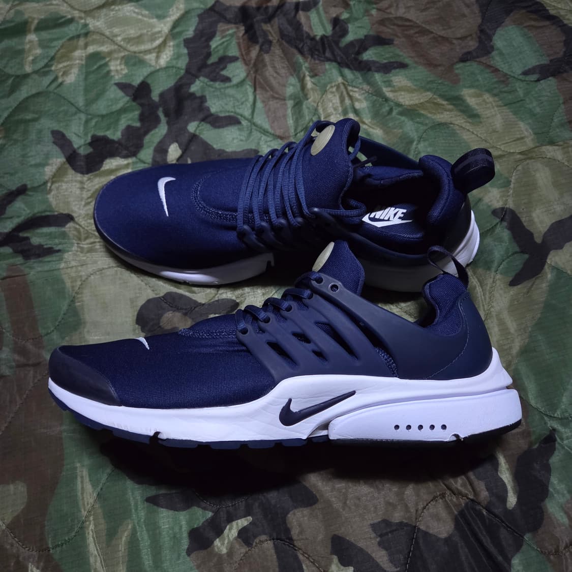 Nike Air Presto Essential 나이키 프레스토 에센셜 상품이미지1