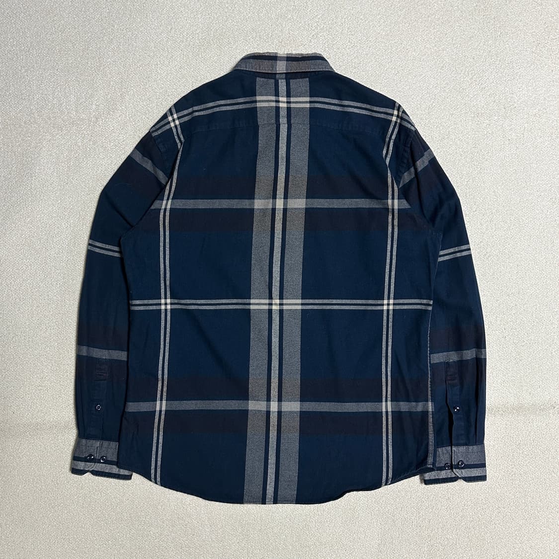 헤지스 슬림핏 체크 긴팔 셔츠 상품이미지3